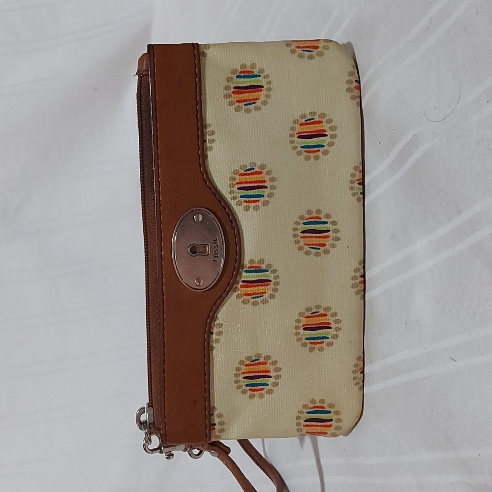 21. FOSSIL WRISTLET